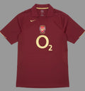 Camiseta local del Arsenal 05/06