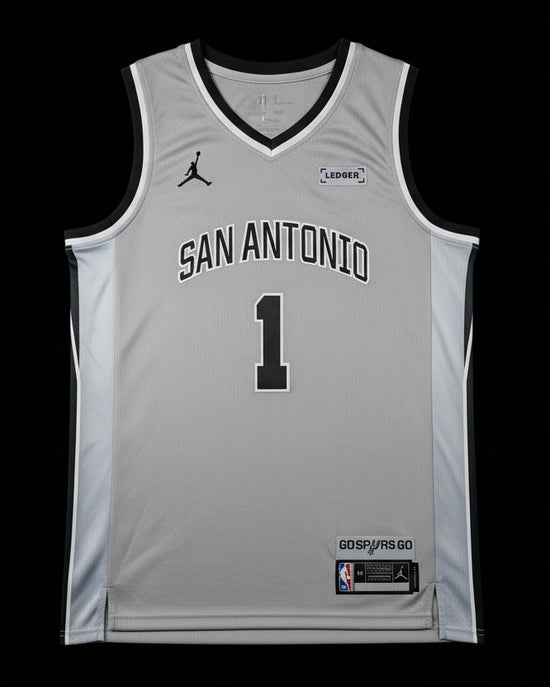 Camiseta de Victor Wembanyama de los San Antonio Spurs Jordan Statement Edition