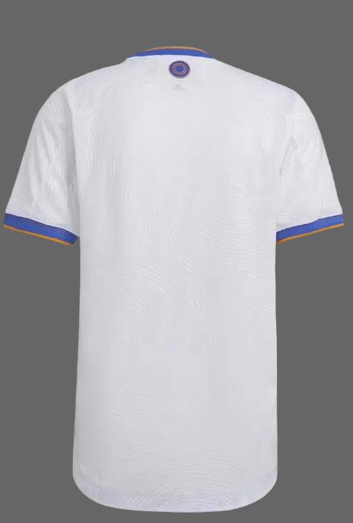 Camiseta de local del Real Madrid 21/22